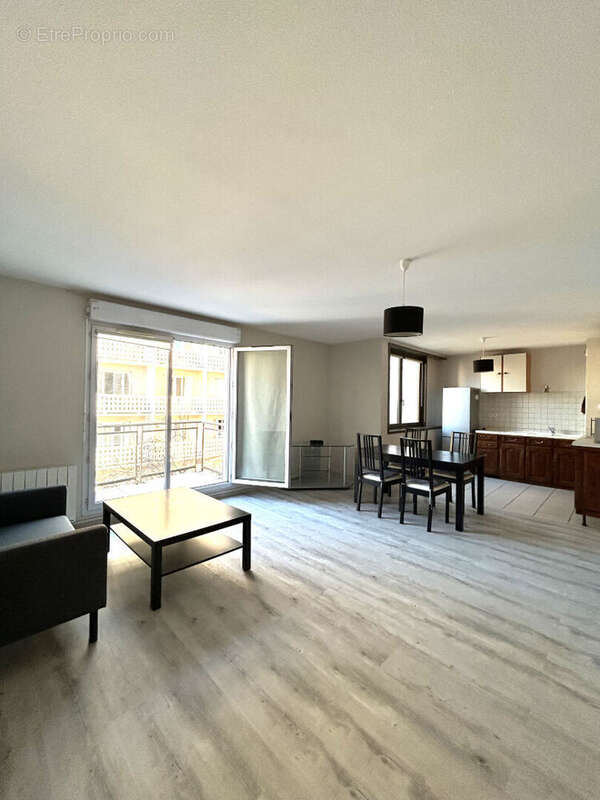 Appartement à LYON-8E