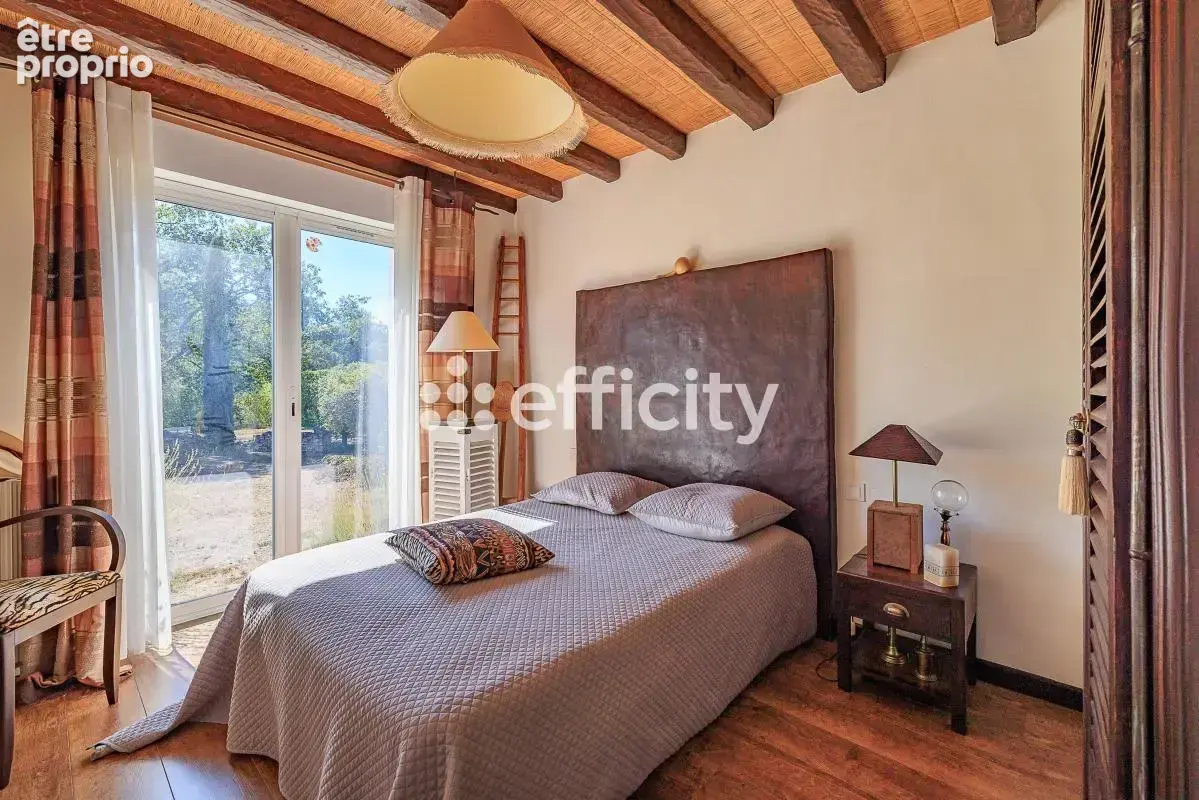 Maison 8 pièces 193 m² à vendre à Laruscade (33620) - photo 8