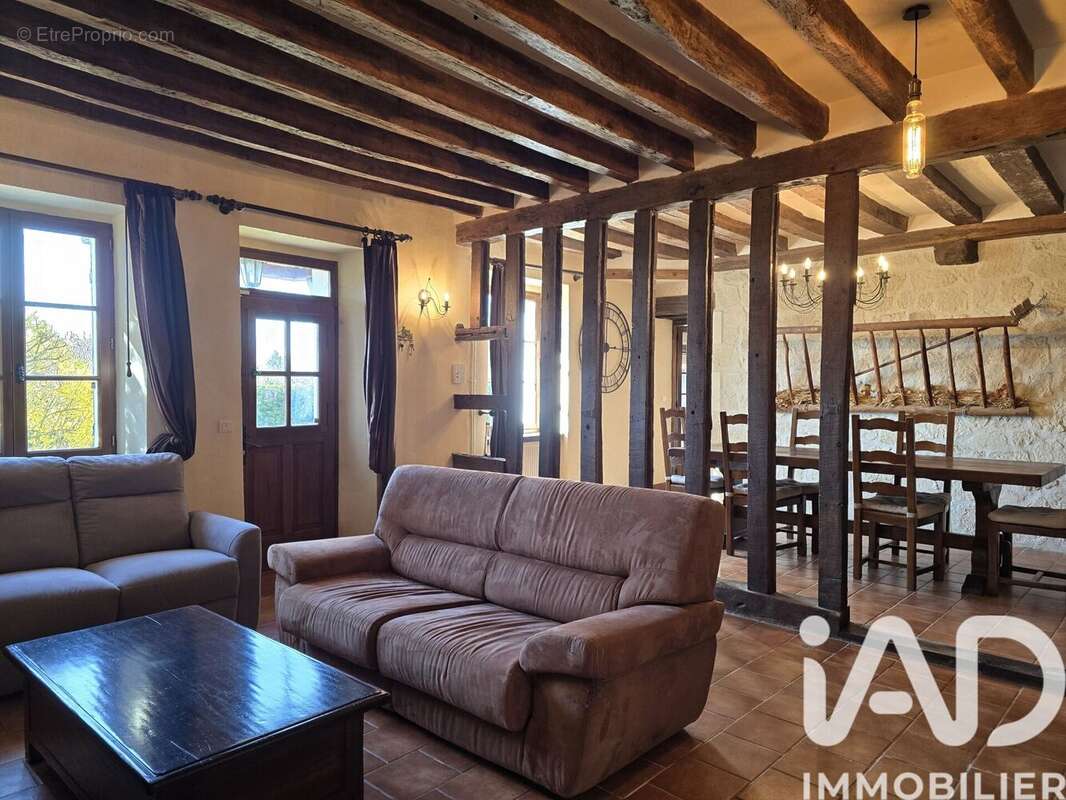 Maison 220 m² à Sancy-Les-Provins  - photo 7
