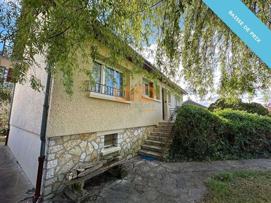 Maison à SARGE-SUR-BRAYE