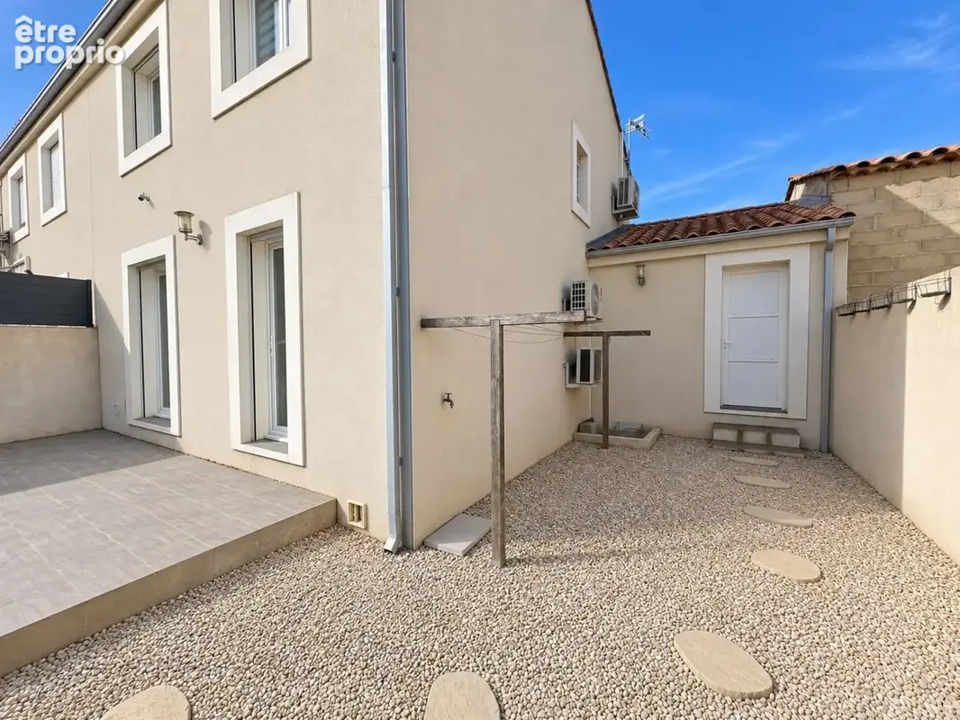 BEAUVOISIN – Maison 94 m² – 3 chambres – Piscine au sel – Garage - photo 7