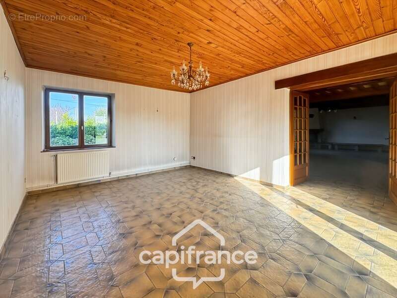 Maison à CHATEAUNEUF-SUR-ISERE