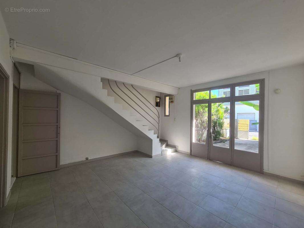 Maison à SAINT-DENIS