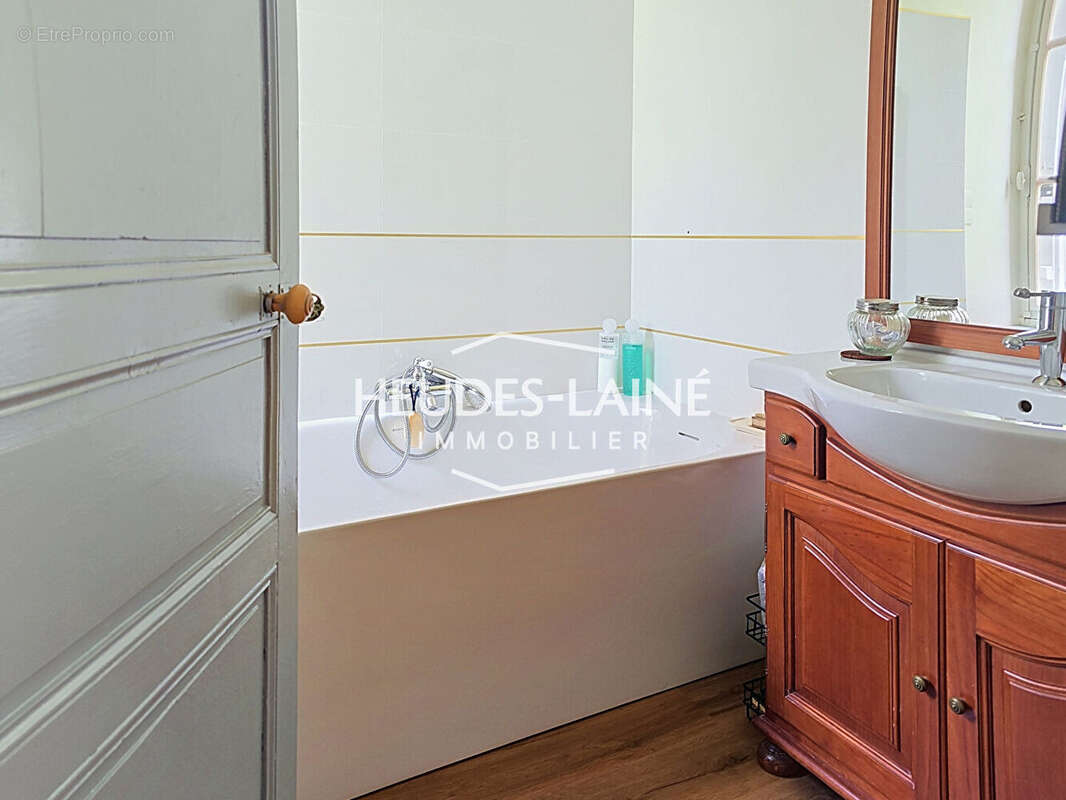 Ancien presbytère de caractère - 151 m² -  Chambres d'hôtes - photo 6