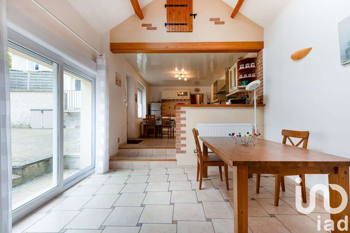 Photo 3 - Maison à SERMAISE