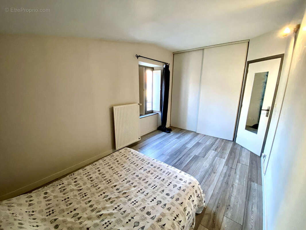 Maison à CLERMONT-FERRAND