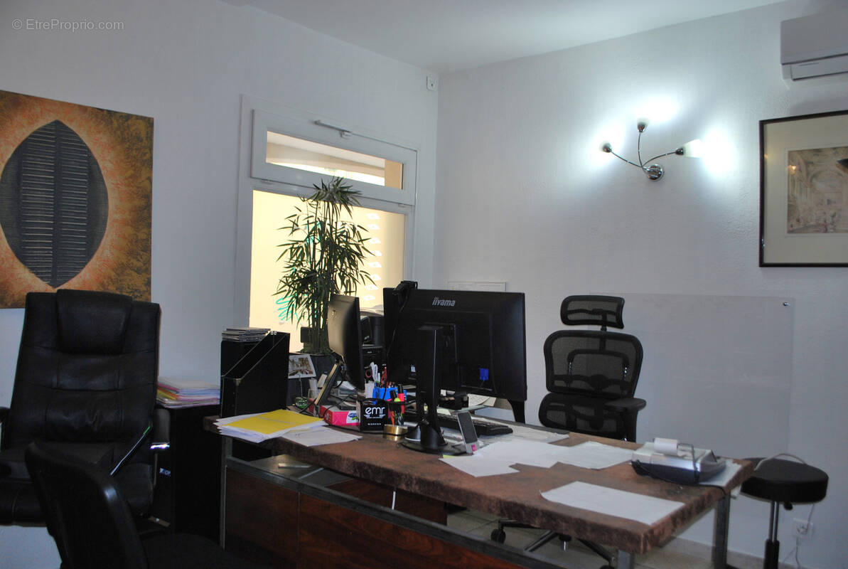 Appartement à SALERNES