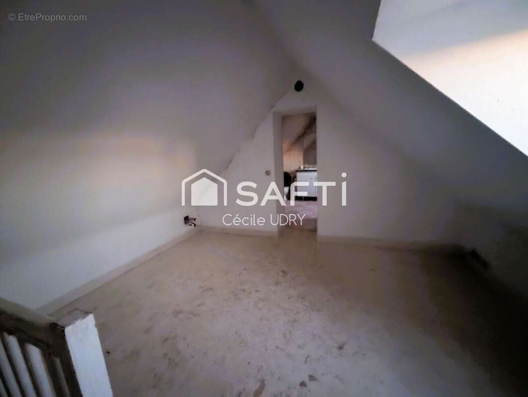 Photo 3 - Maison à TRUYES