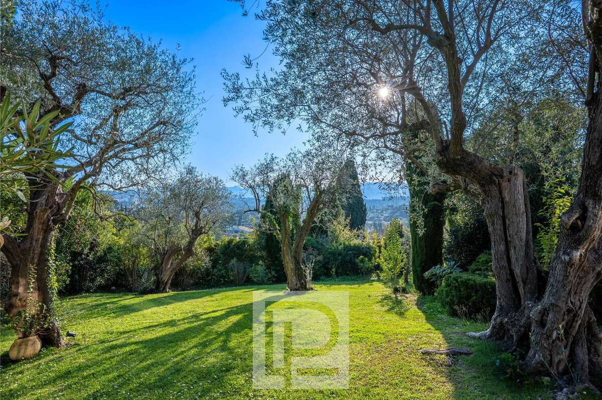 Maison à MOUGINS
