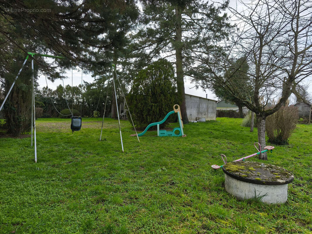 Maison à LA SUZE-SUR-SARTHE