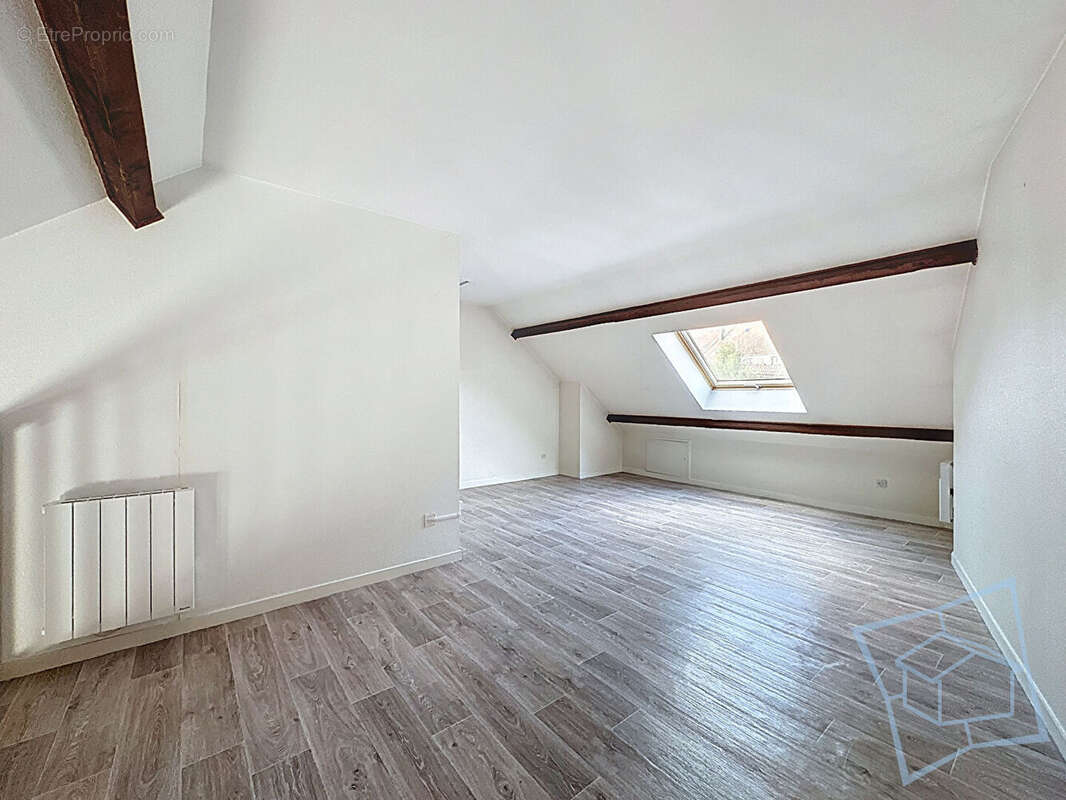 Appartement à CHEVREUSE