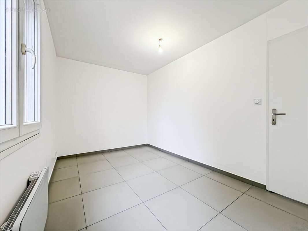 Appartement à SAINT-ROMAIN-EN-GAL