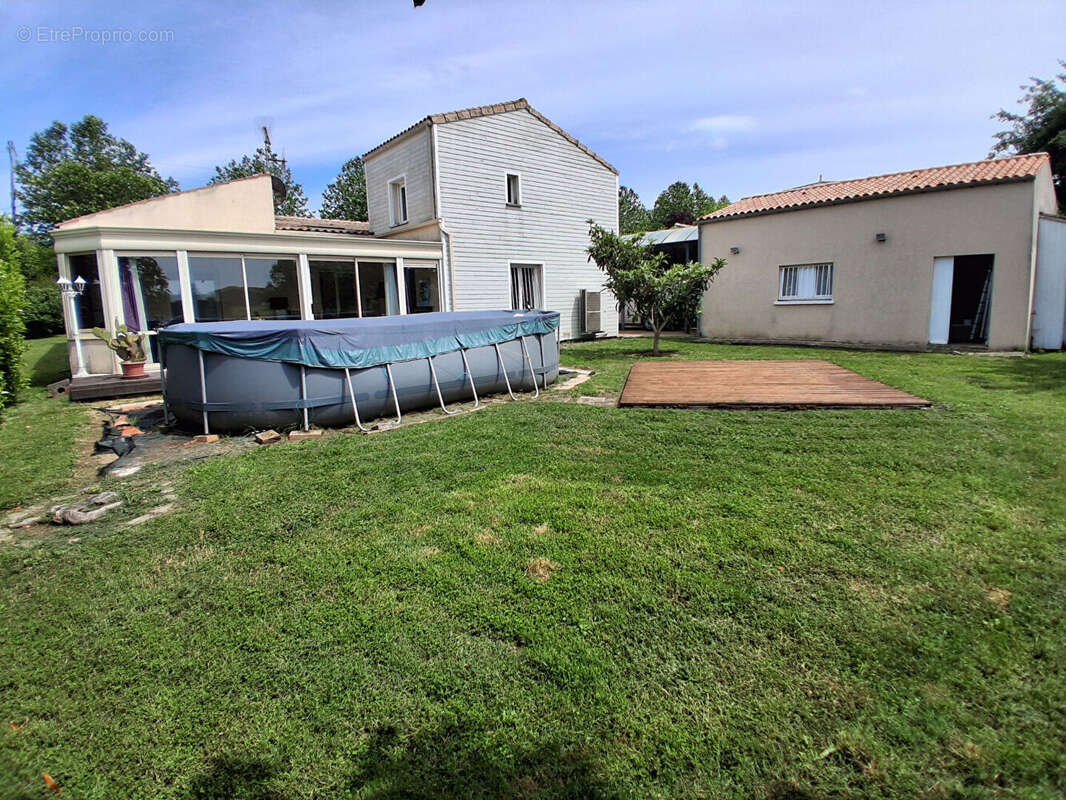 Maison à SAINT-AGNANT
