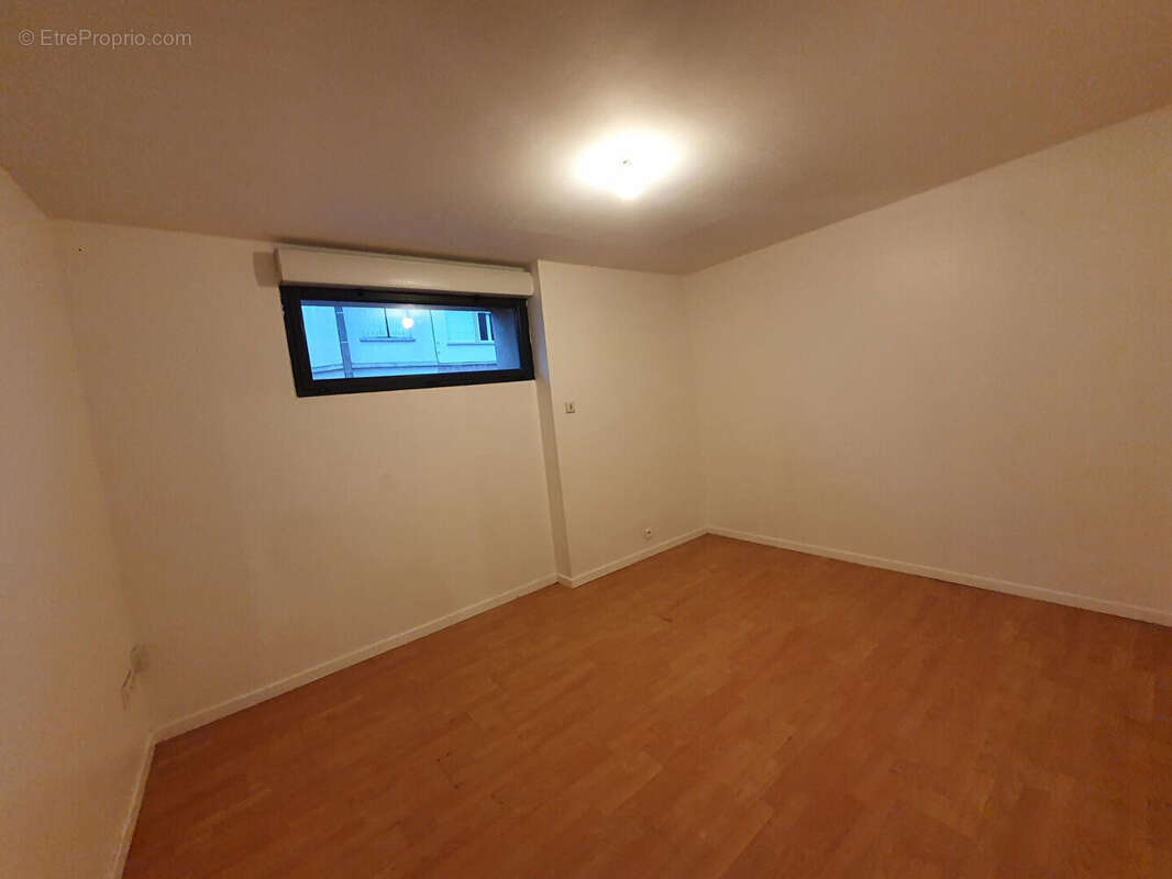 Loft St Quentin 5 pièce(s) 155 m2 - photo 9