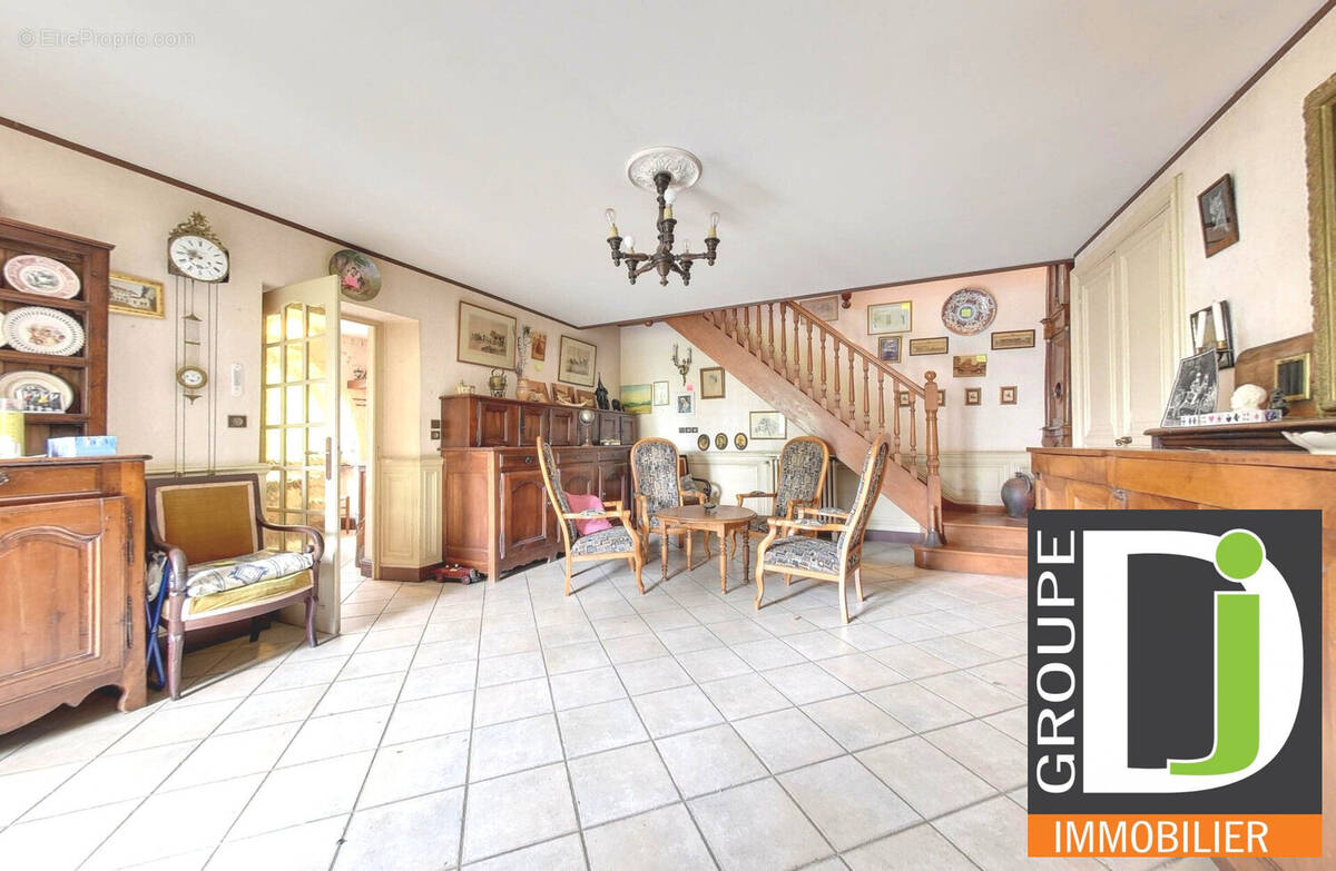 Maison à BOURG-DE-PEAGE