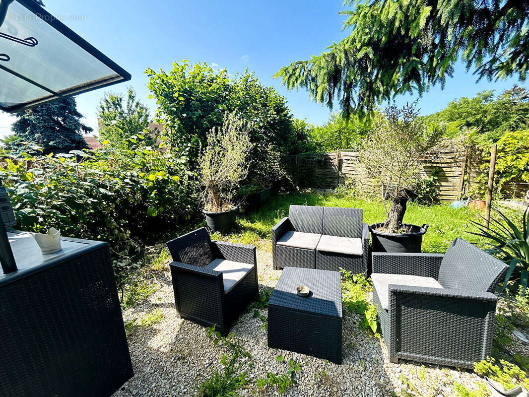 Appartement à MONTRY