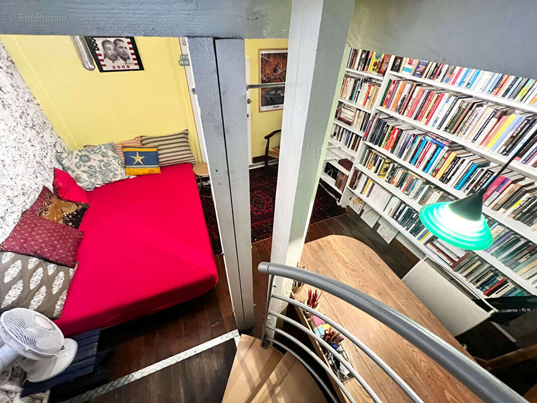 Appartement à PARIS-18E
