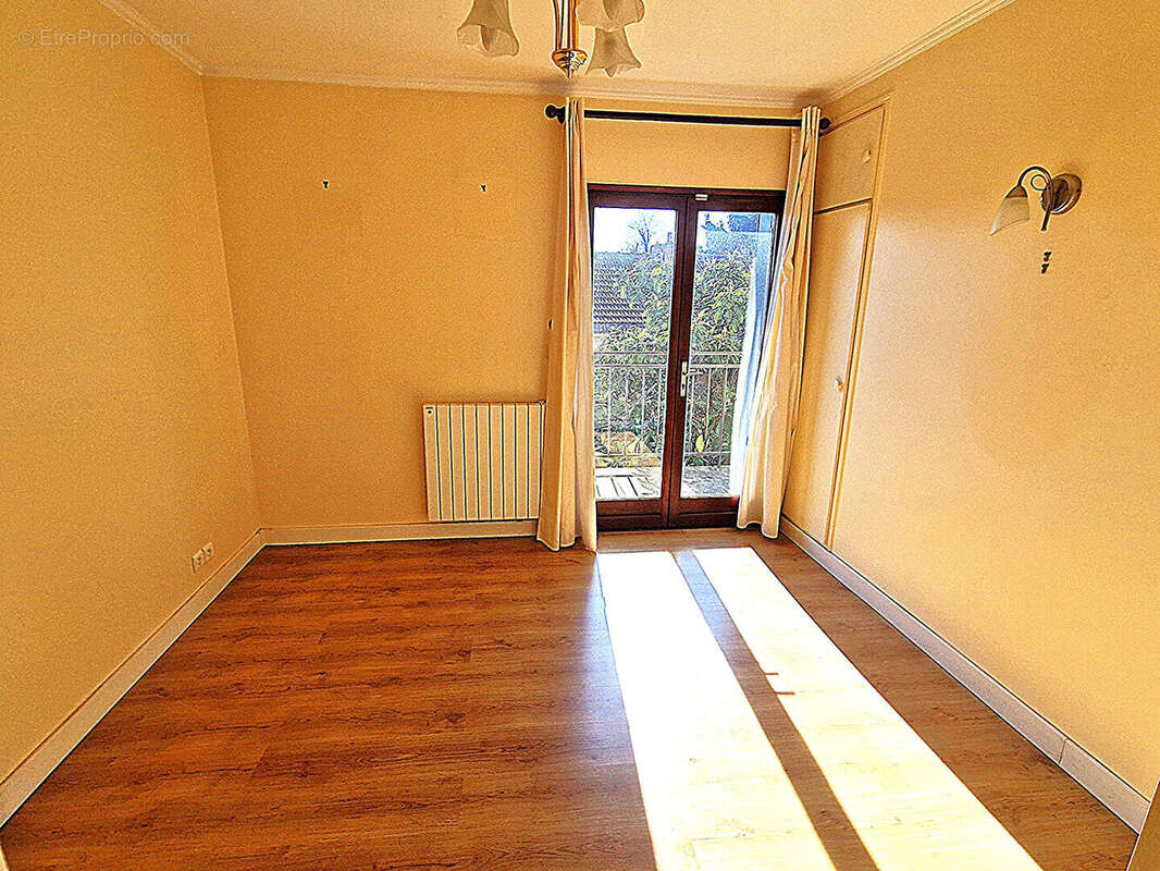 Maison à LIVRY-GARGAN