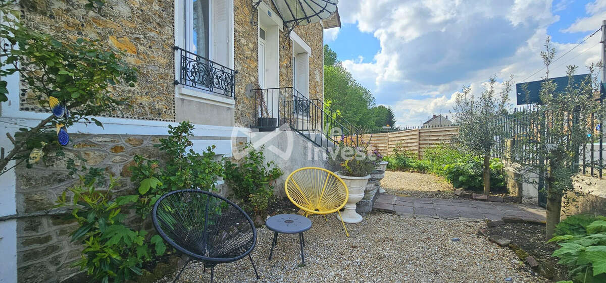 Maison 120 m² à Coulommiers  - photo 2