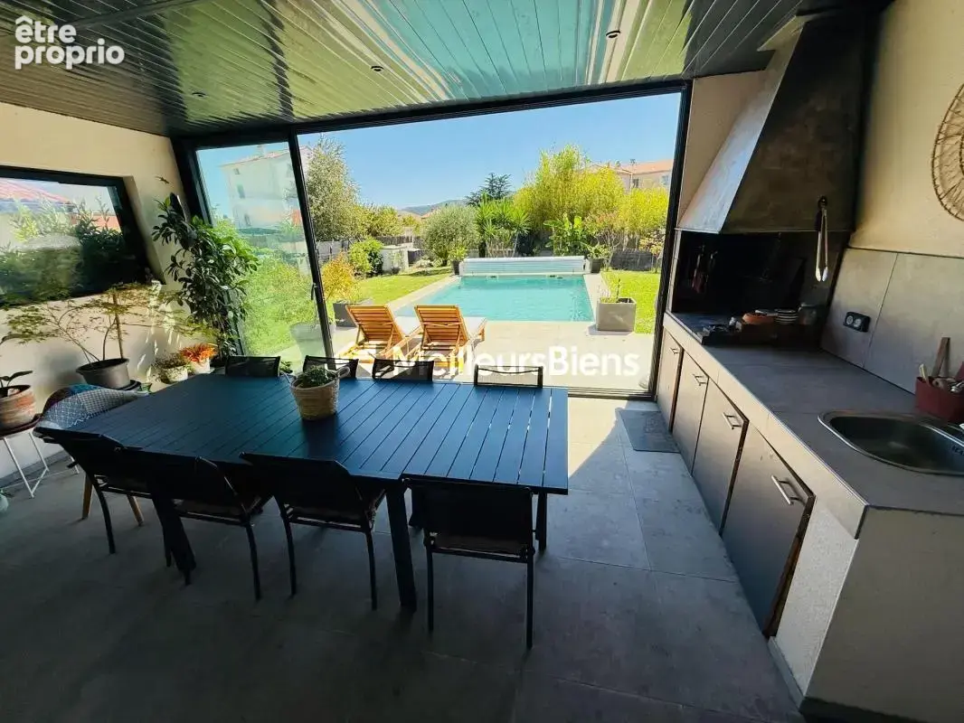 Villa familiale 172m2 avec piscine - photo 3