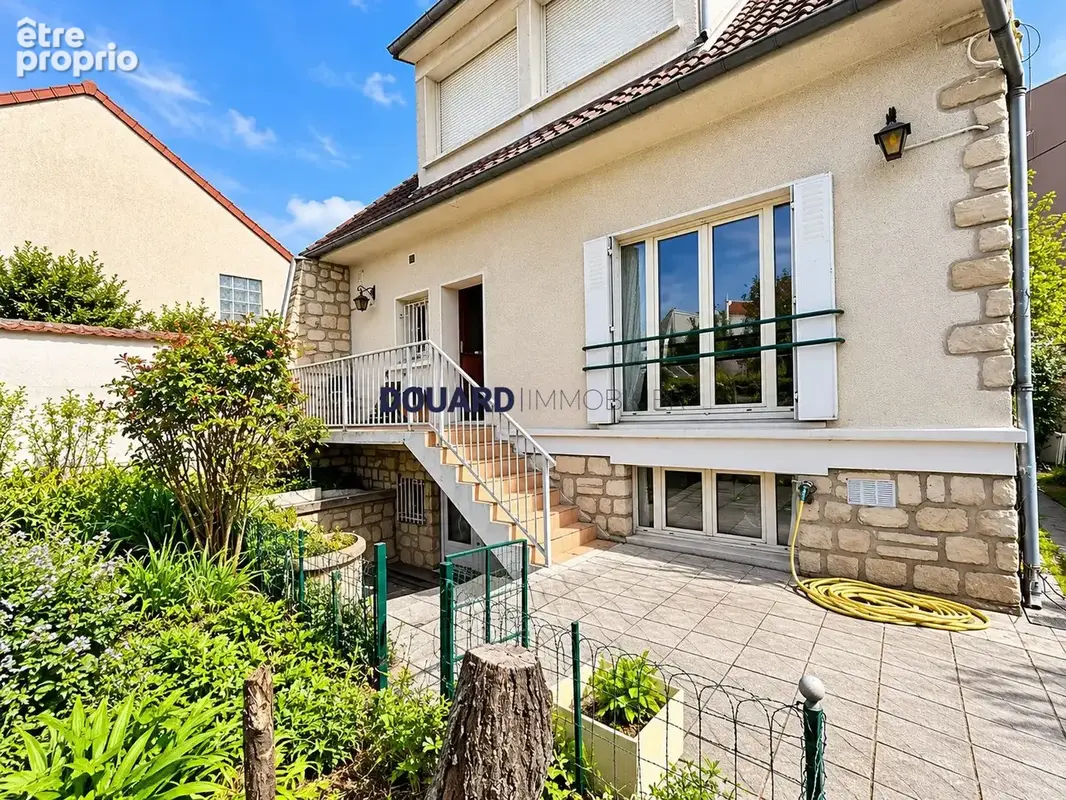 Maison à HOUILLES