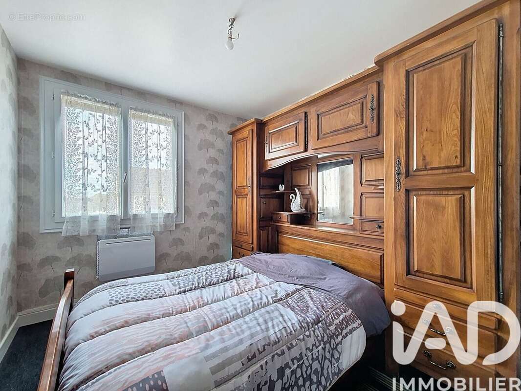 Maison 90 m² à Bourbon-L'archambault  - photo 9