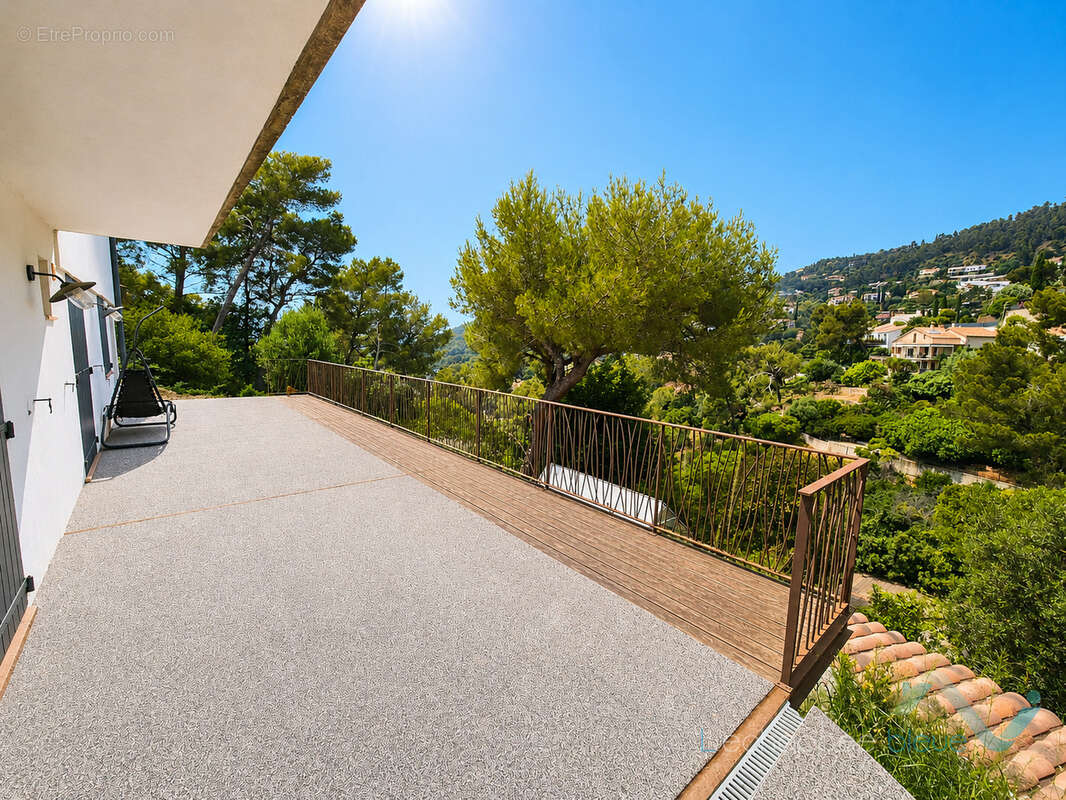 Maison à CARQUEIRANNE