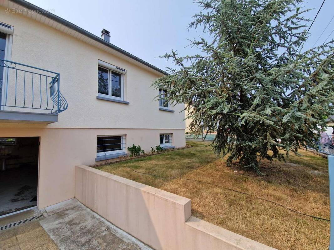 Photo 1 - Maison à SPAY