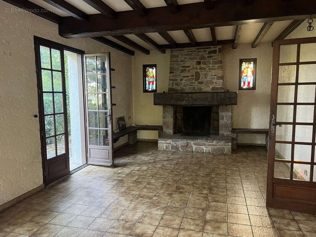 Maison familiale de caractère sur vaste terrain arboré - photo 2