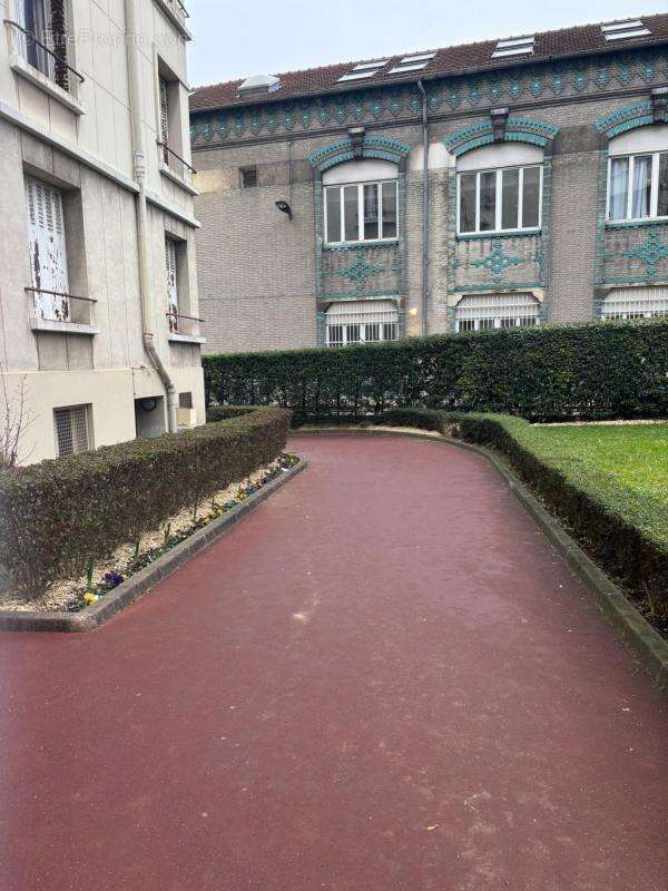 Appartement à LE KREMLIN-BICETRE