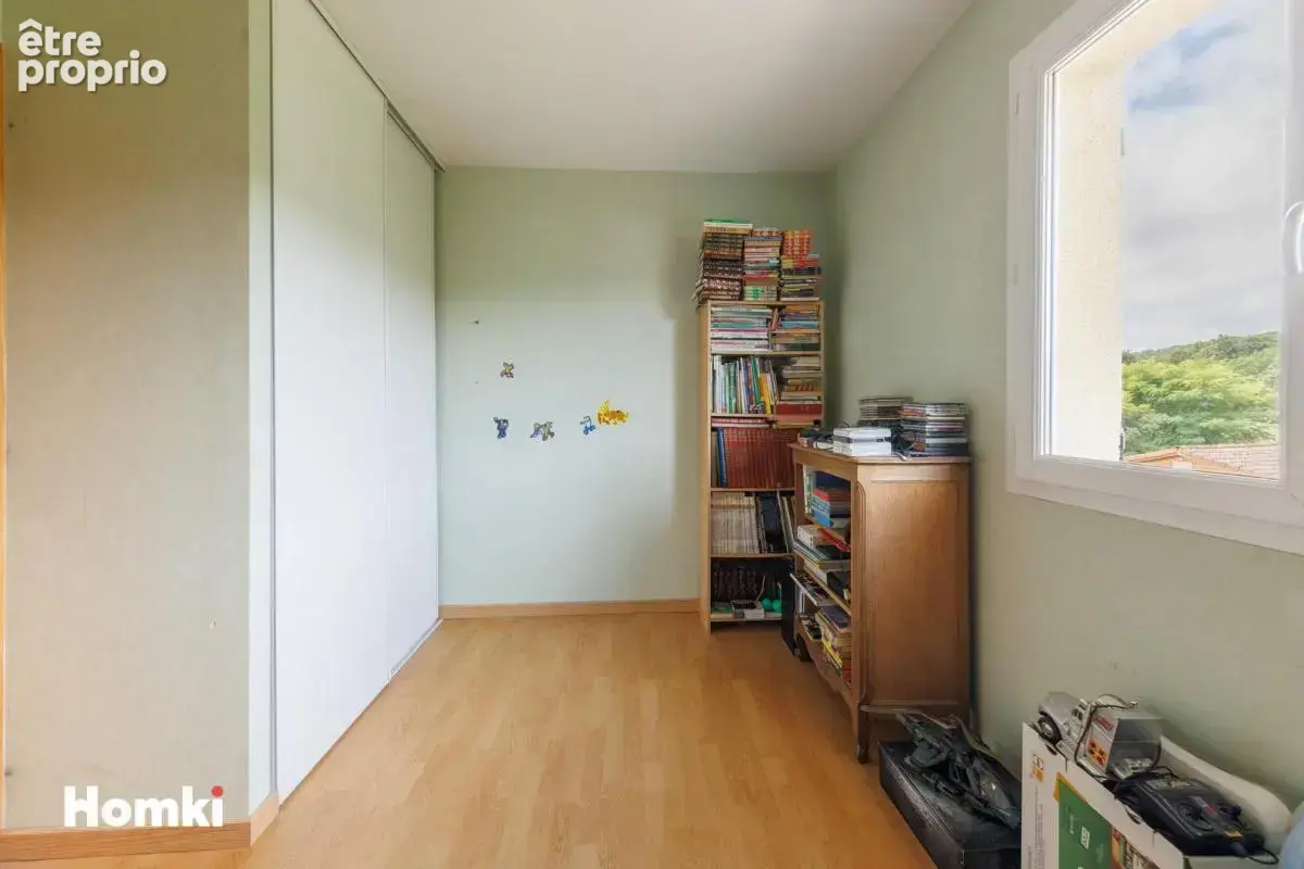 Maison/Villa T7 de 145 m² à Coudes 63114 - photo 13