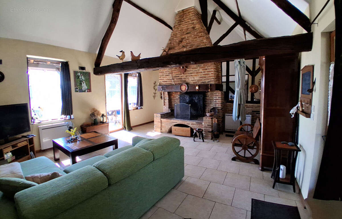 Maison à SAINT-GERMAIN-DU-BOIS