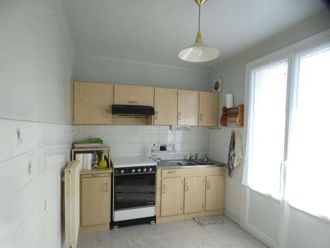 Maison à TERRASSON-LAVILLEDIEU