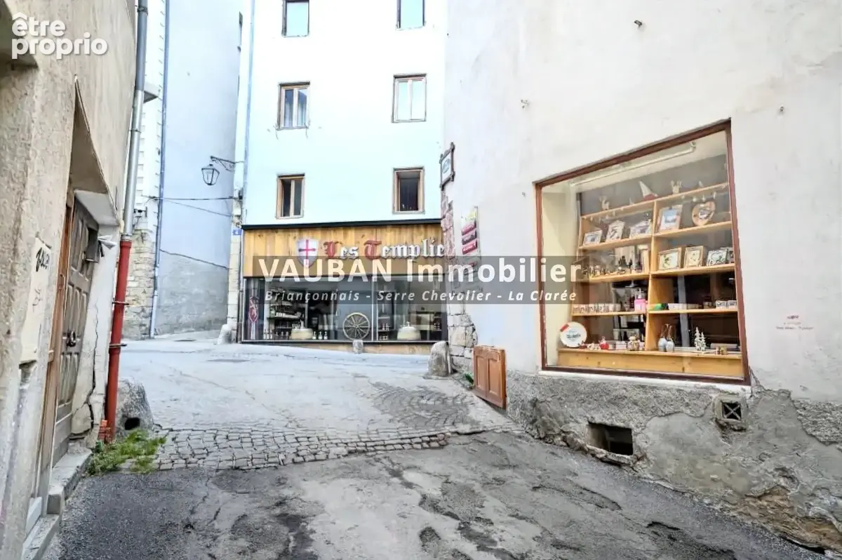 Briançon   Immeuble en pleine propriété avec vue sur les remparts de la cité médiévale - photo 11