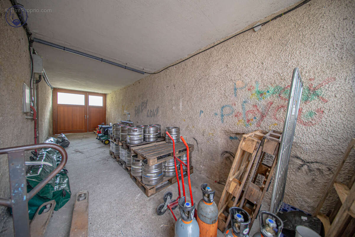 Maison à GONDRECOURT-LE-CHATEAU