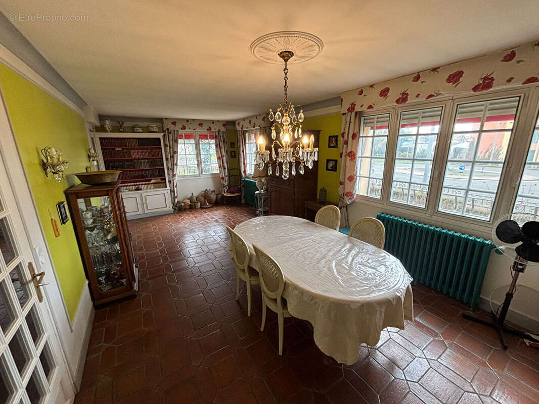 Maison à LA FERTE-BERNARD