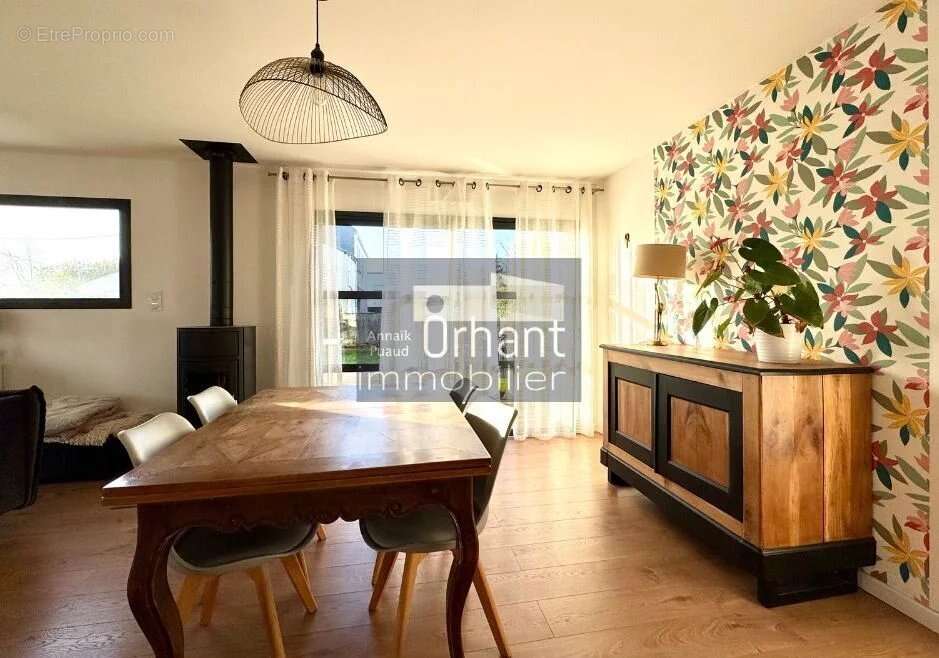 Maison à PLOUGOUMELEN