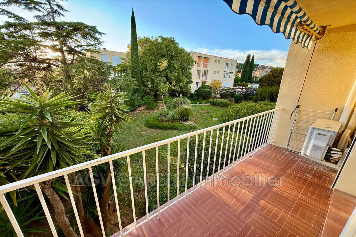 Appartement à CARQUEIRANNE