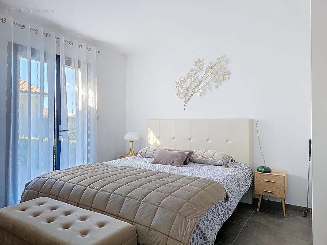 Maison à PARENTIS-EN-BORN