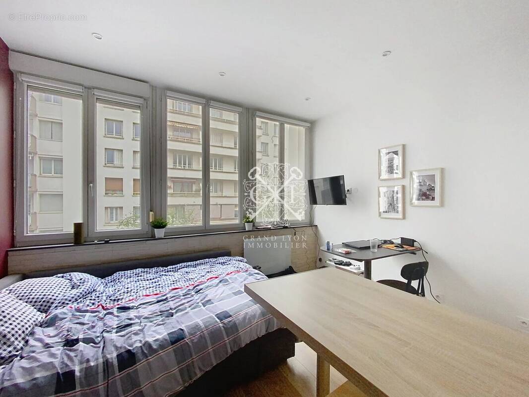 Appartement à LYON-8E