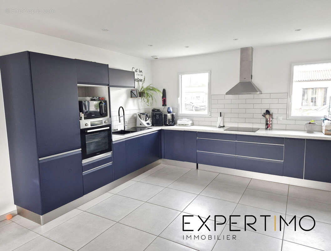 Maison à SAINT-JULIEN-L&#039;ARS