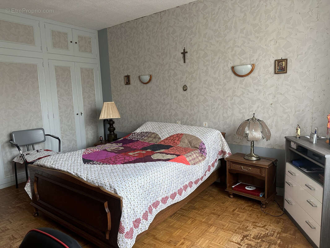 Maison à LE CHATELET