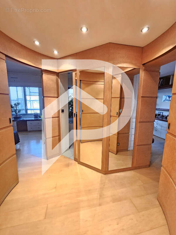 Appartement à SAINT-MAURICE