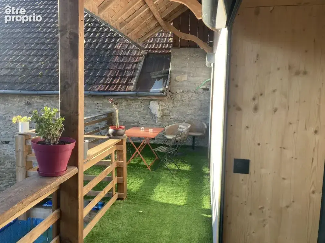Maison 5 pièces 242 m² à vendre à Bassy (74910) - photo 2