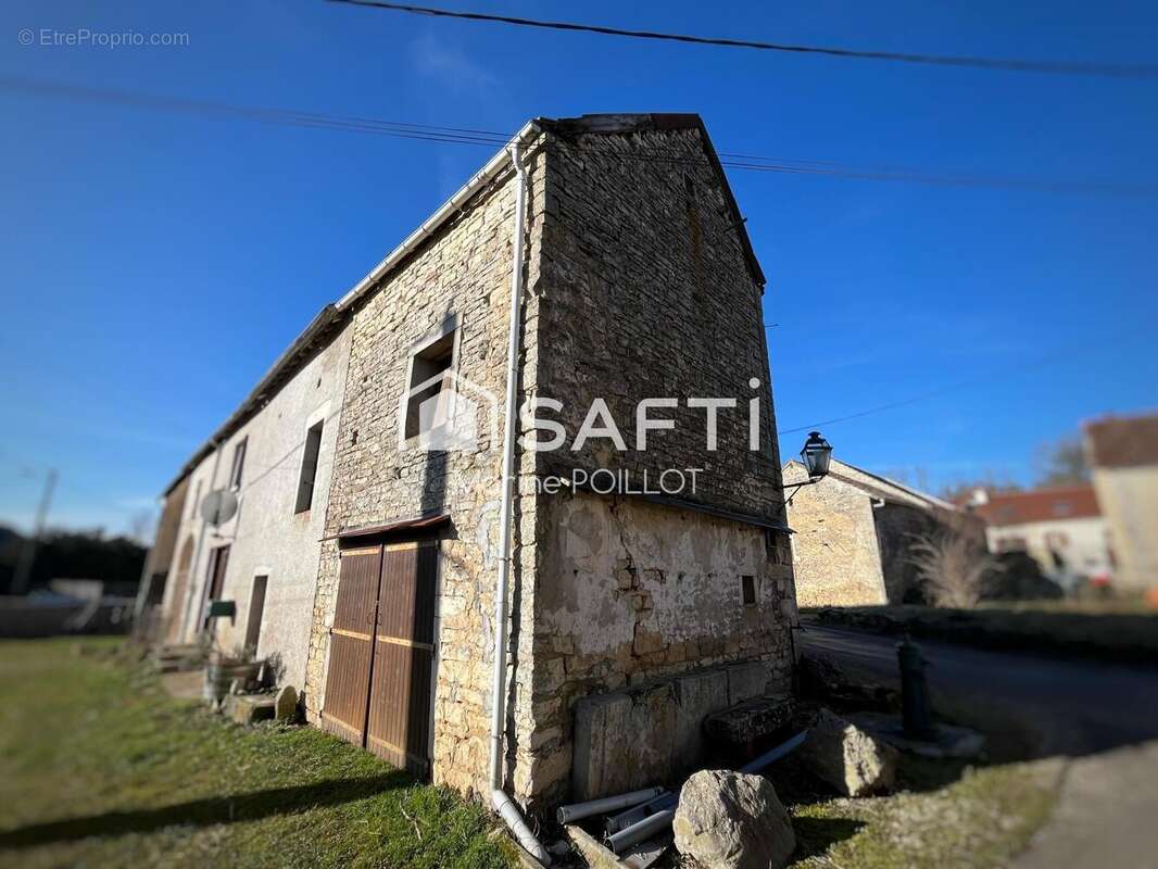 Photo 2 - Appartement à DETAIN-ET-BRUANT
