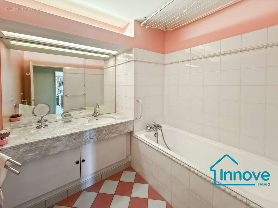 Appartement à VERSAILLES