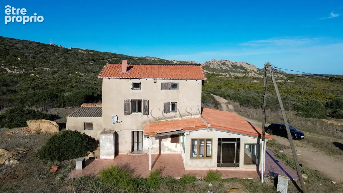 Bonifacio,  propriété à rénover sur près de 5,8 hectares - photo 6