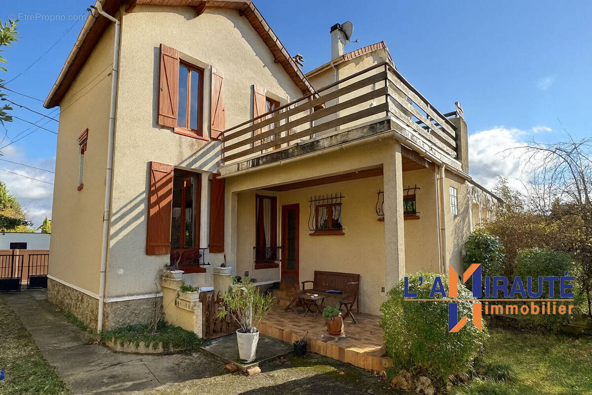 Maison à HOUILLES