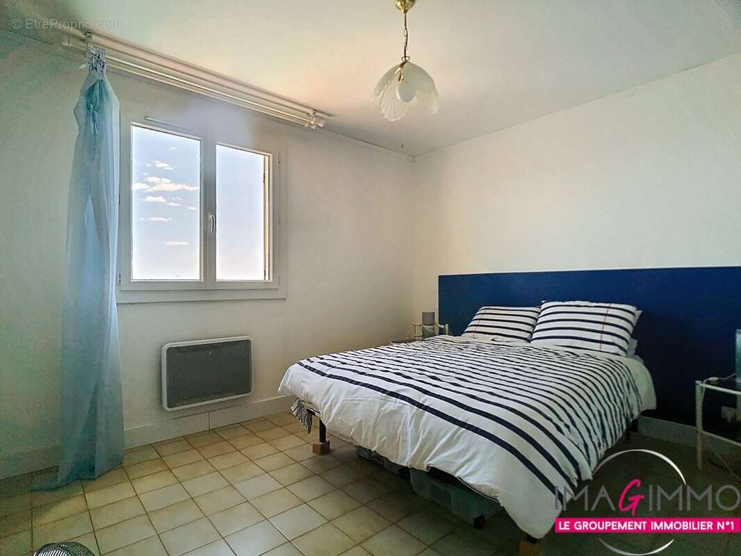 Maison à VAILHAUQUES