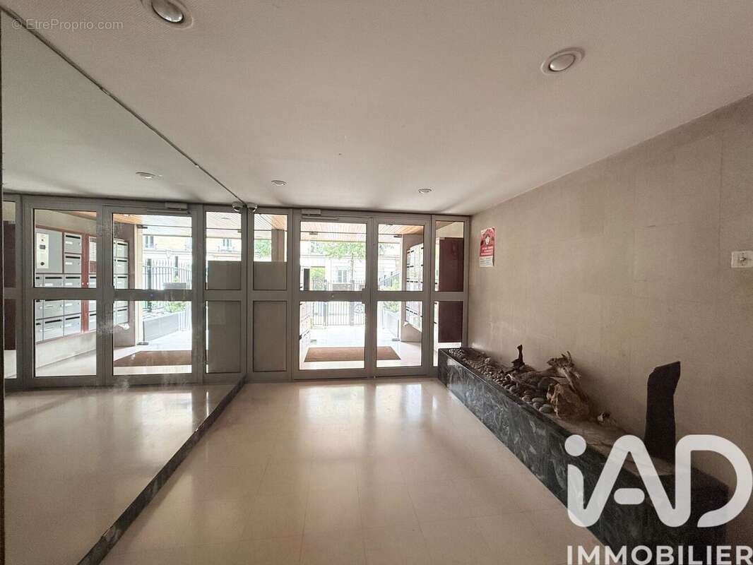 Photo 9 - Appartement à BONDY